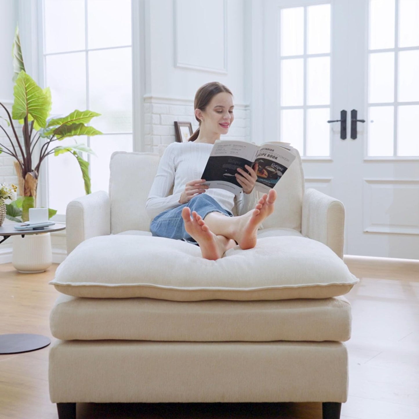 Oversized Accent Chair with Ottoman, Beige Chenille Modern Cloud Chaise Lounge Chair Indoor with Deep Seat, Upholstered Comfy Armchair Reading Chair for Bedroom Living Room Apartment